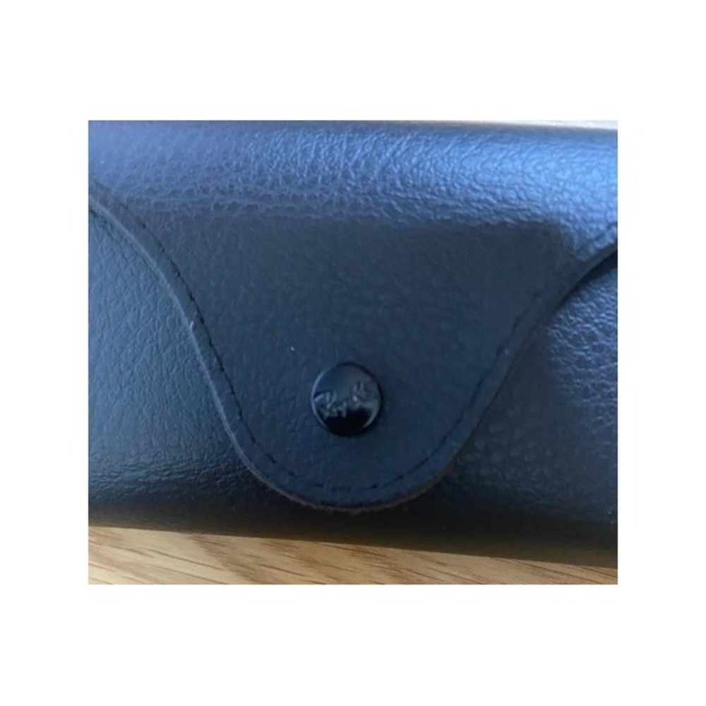 Ray-Ban Sunglass Case Unisex OS Black Good Pebbled Faux Leather Snap Closure - Picture 2 of 5